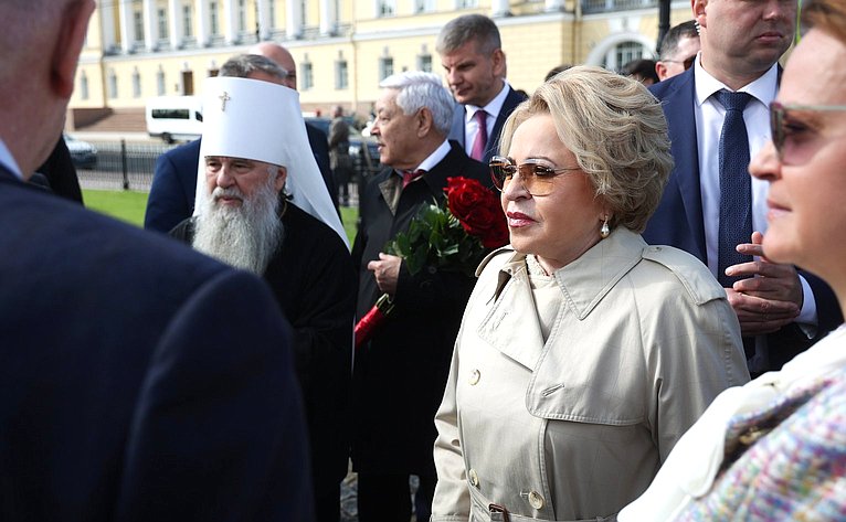 Валентина Матвиенко приняла участие в мероприятиях, посвященных Дню Санкт-Петербурга