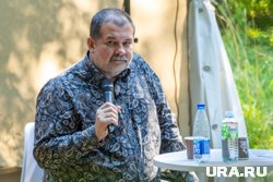 Первый рассказ писателя отнес в редакцию приятель Лукьяненко