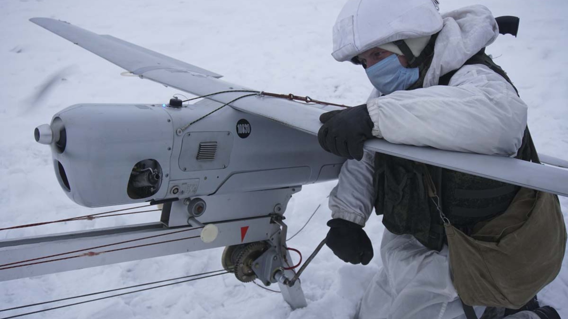 Атака беспилотников сегодня. Орлан-10 беспилотный летательный аппарат. Орлан 10. Орлан-30 и Орлан 10. Беспилотник Орлан вооружение.