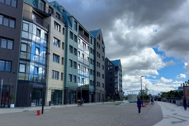 Суд запретил оказывать гостиничные услуги в ЖК «Рыбная деревня» в Калининграде