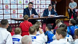 В Челябинске провели Фестиваль борьбы по трем единоборствам