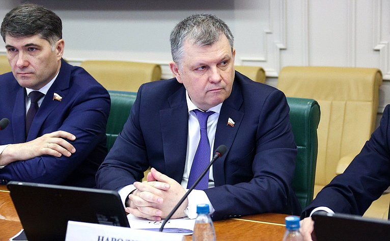 Александр Наролин