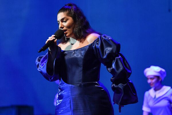 В Баку состоялся праздничный концерт по случаю 80-летия Победы в ВОВ. - Sputnik Азербайджан