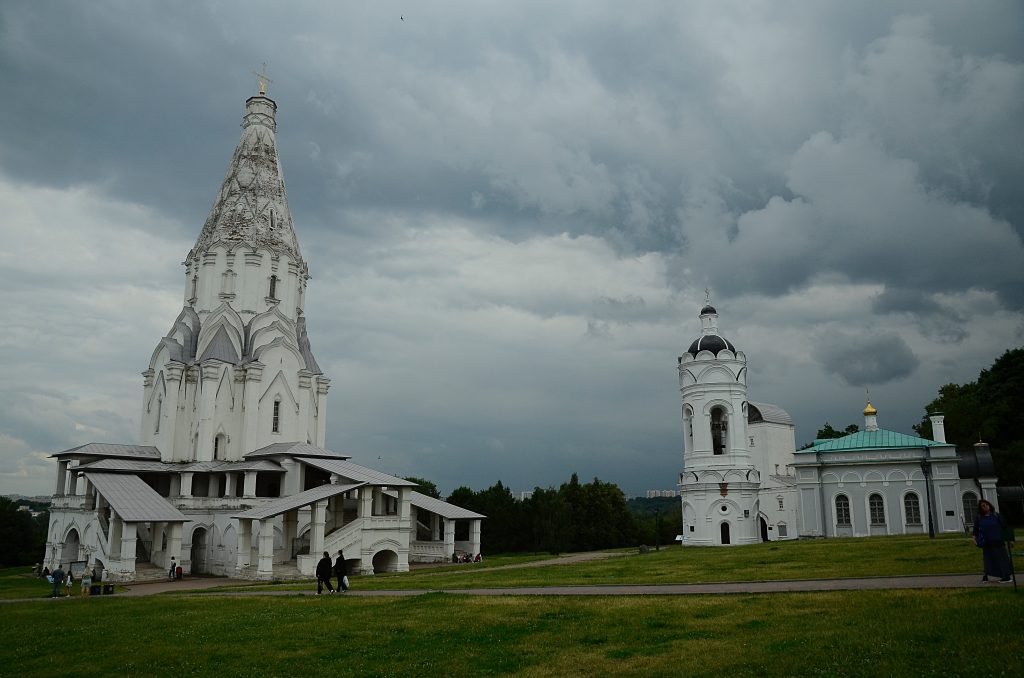 Церковь в МЗ &laquo;Коломенское&raquo; вошла в список объектов голосования за лучшие реставрированные локации. Фото: Анна Быкова, &laquo;Вечерняя Москва&raquo;