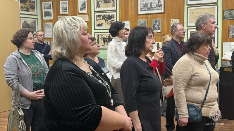 В преддверии 35-летия МЧС России в Музее пожарной г. Москвы охраны почтили память героев
