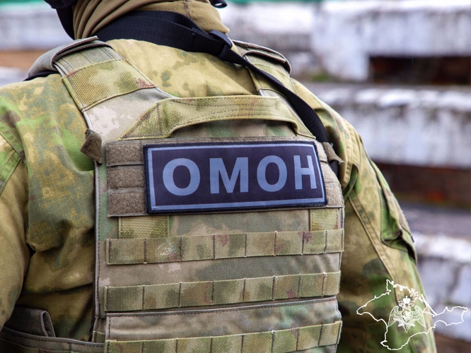 При силовой поддержке спецподразделения Росгвардии в Крыму пресечена незаконная деятельность экстремистской организации