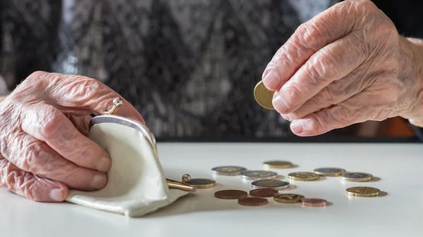 Во Владимирской области доверчивый дедушка отдал крупную сумму мошеннику ради внучки