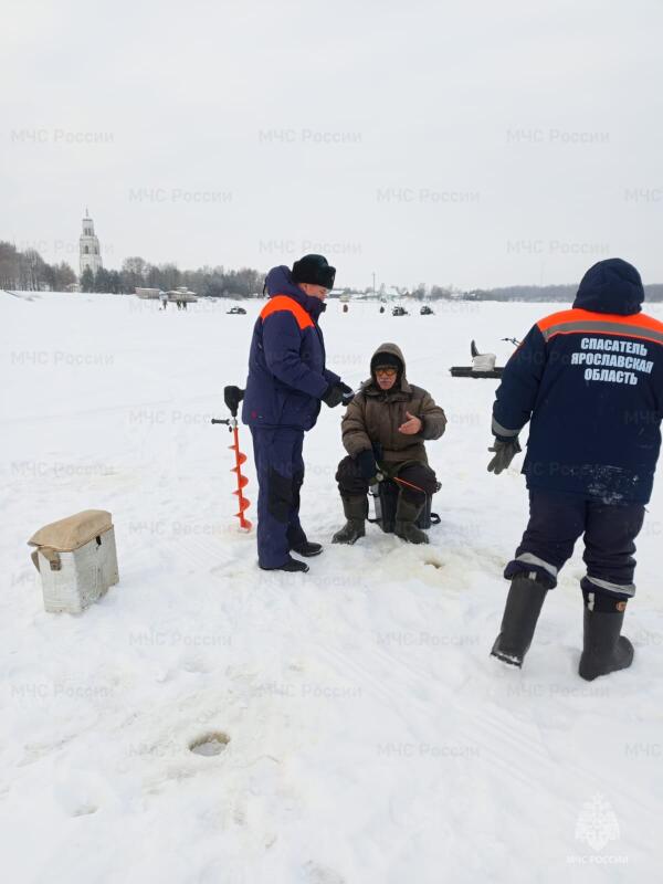 Сотрудники инспекторского участка г. Пошехонье провели плановое патрулирование водных объектов муниципального округа