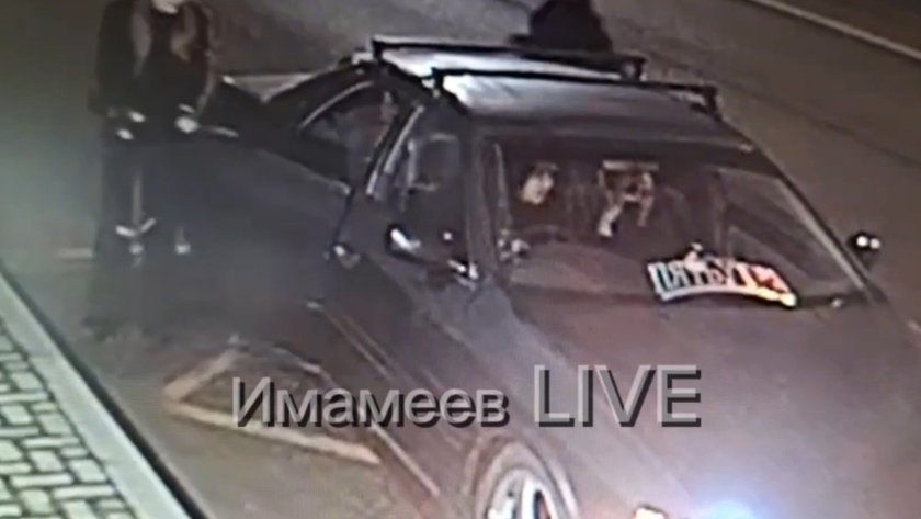 В Благовещенске водитель авто выстрелил в остановочный павильон из пистолета - gtrkamur.ru