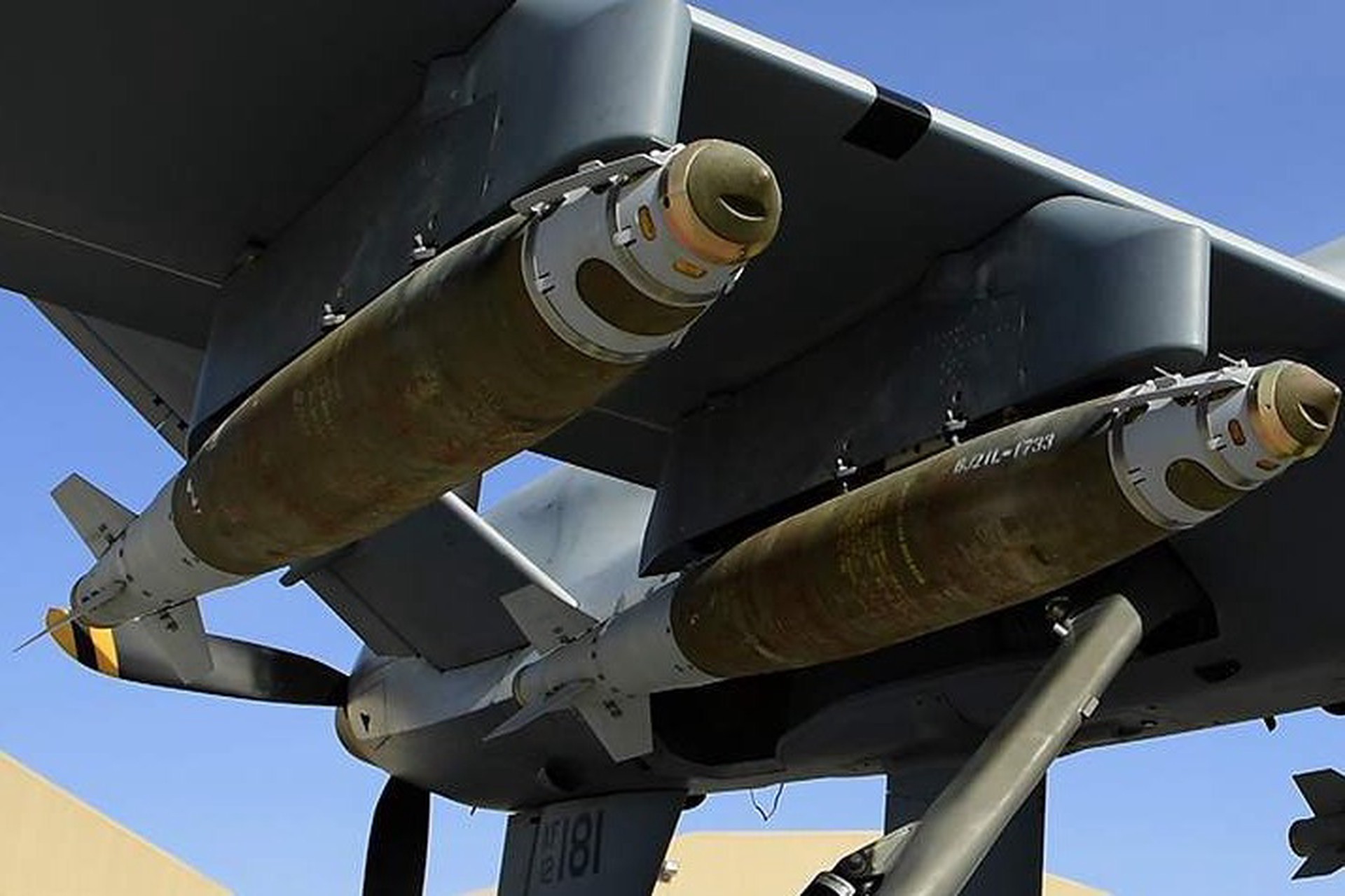 Военный эксперт Баранец оценил поставки бомб JDAM Украине