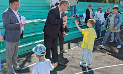 В День защиты детей Глава Бурятии посетил Республиканский социально-реабилитационный центр для несовершеннолетних