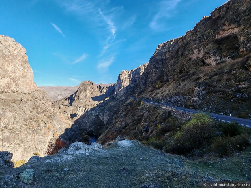 Крест из виноградной лозы