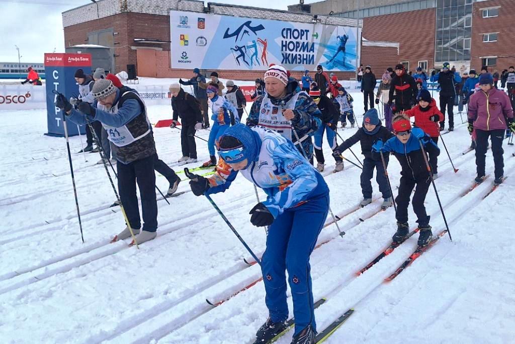 Ветеран УИС пробежал заключительный этап конкурса «Лыжня зовёт»