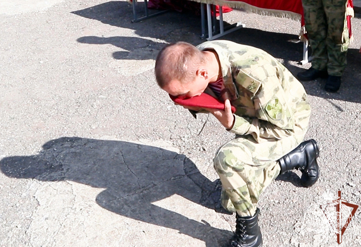 Росгвардейцы из Дагестана стали обладателями крапового берета