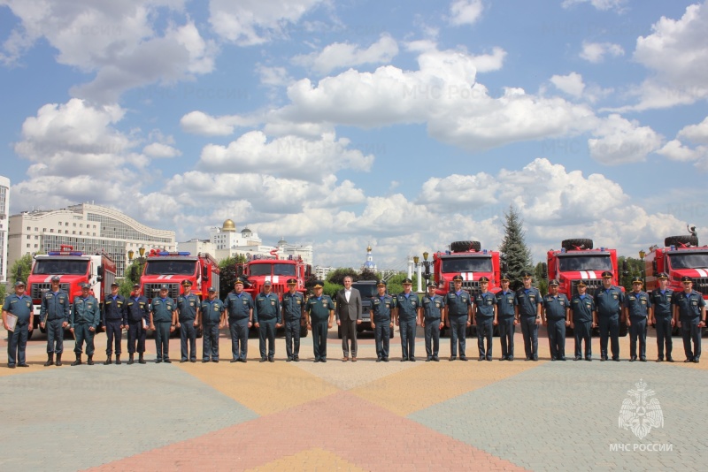 Новая техника поступила на вооружение белгородских пожарных и спасателей