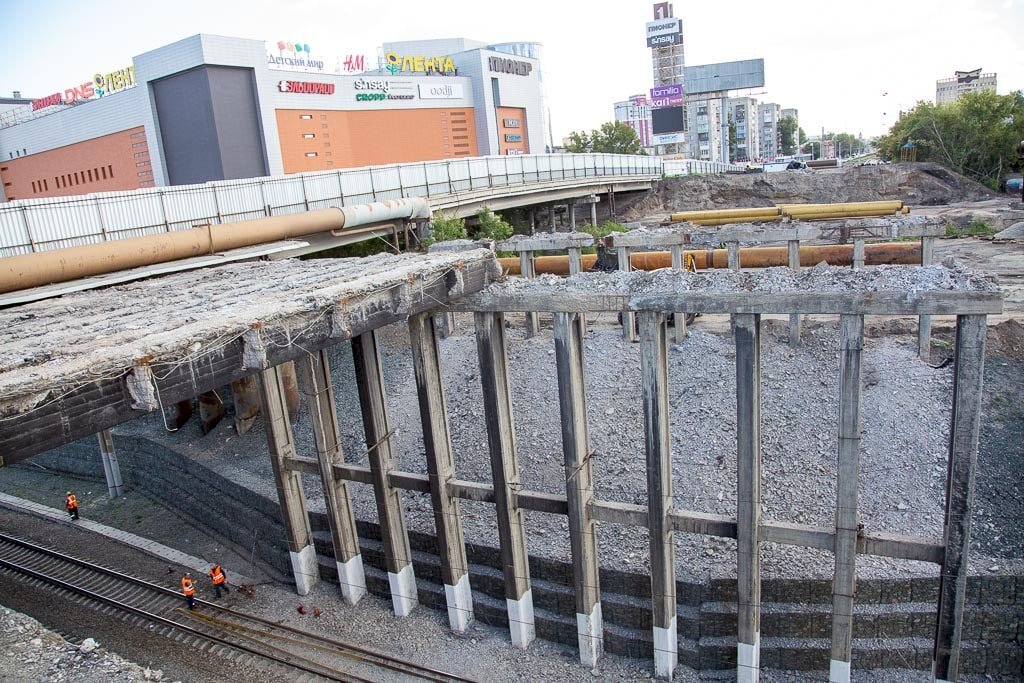 мост на проспекте ленина барнаул. эстакада теплоснабжения. проект моста новый рынок барнаул. путепровод на новом рынке барнаул. опоры моста.