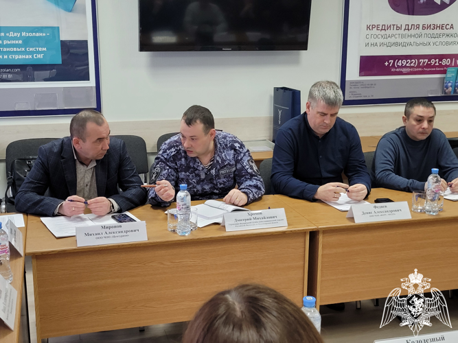Офицеры Росгвардии приняли участие в заседании Комитета по предпринимательской деятельности в сфере безопасности во Владимире