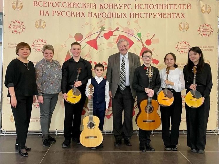 Ученики Мирнинской школы искусств стали лауреатами всероссийского конкурса