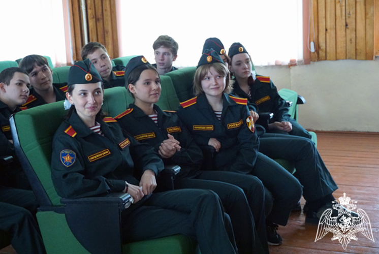 В Ульяновске кадеты «Гвардейской смены» приняли участие в викторине «День Победы»