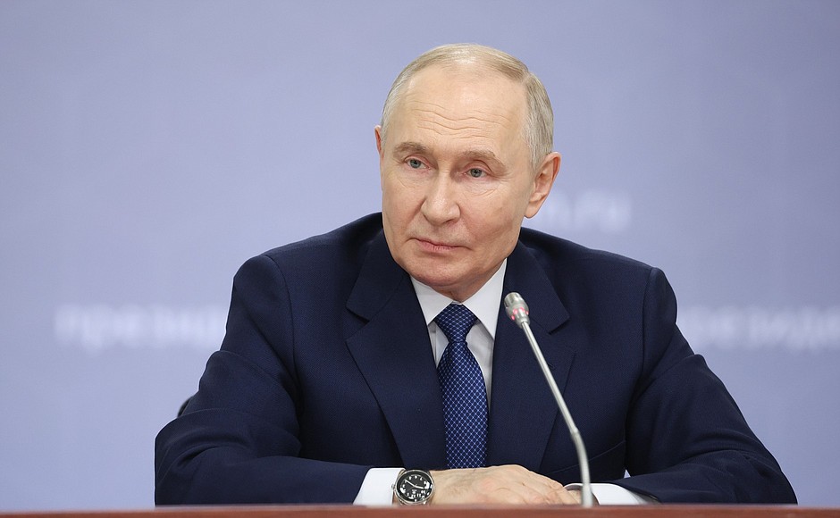 На совещании по вопросам развития автономных систем.