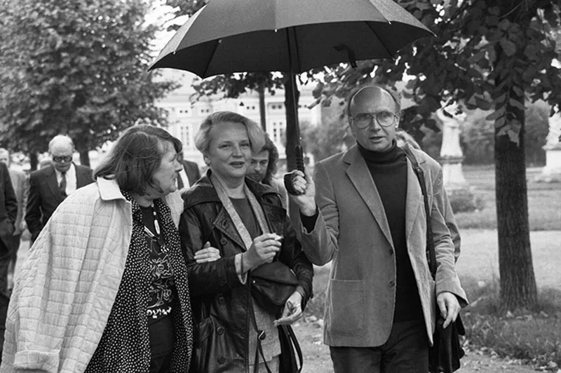 Людмила Иванова, Анастасия Вознесенская и Андрей Мягков, 1992 год