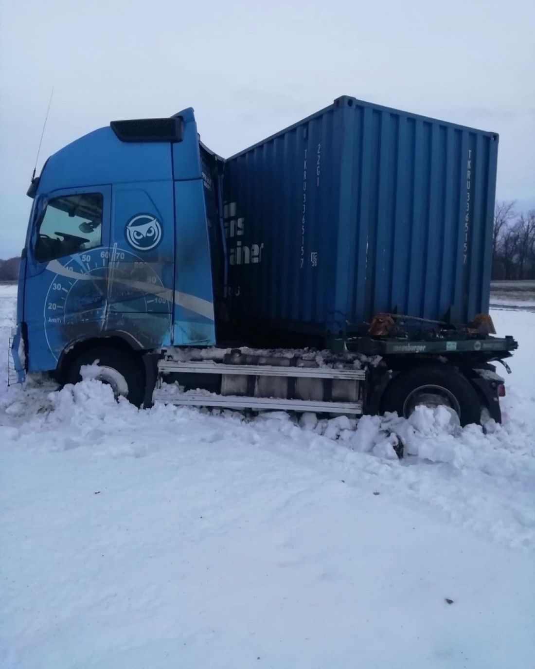 В Каменке Пензенской области грузовик улетел в кювет  Происшествия  Селдон Новости