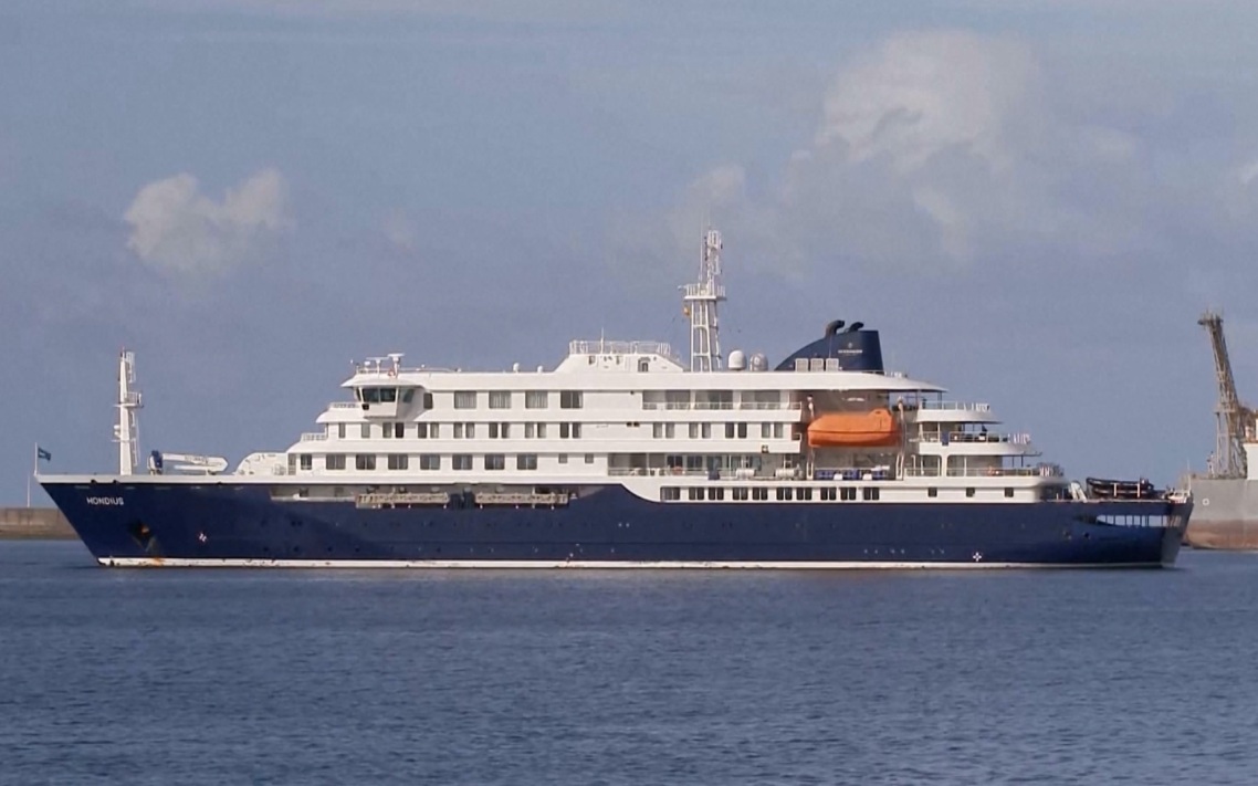 На борту круизного лайнера MV Hondius выявили 11 случаев заражения хантавирусом