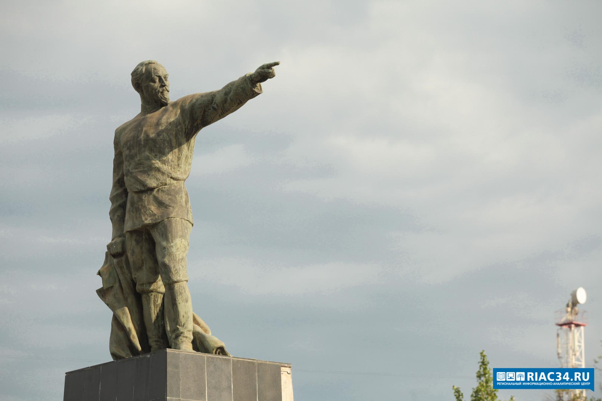 площадь дзержинского в волгограде