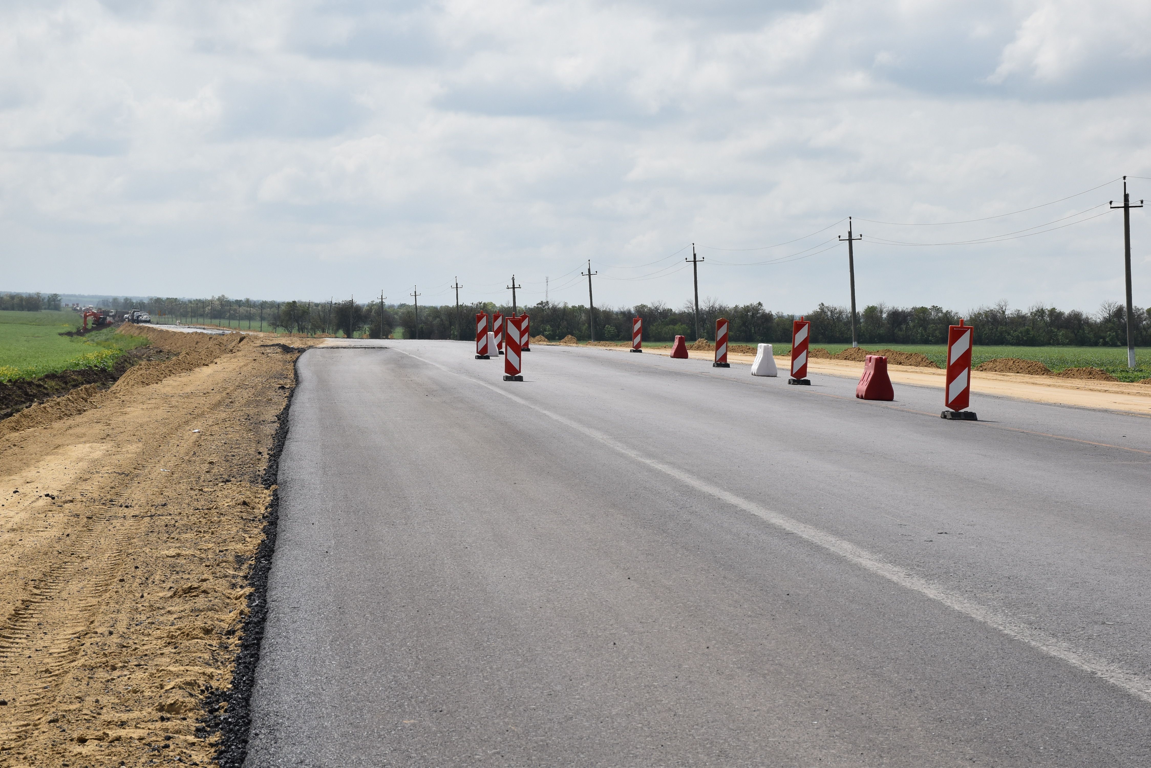 Реконструкция 5,5 км участка дороги г. Азов – с. Александровка – ст. Староминская завершится в июле