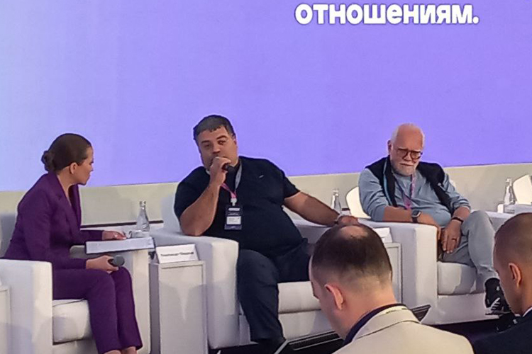 Александр Айвазов: «Есть очень много исследований, крупных экономистов, российских и зарубежных, говорящих о том, что в той стране, в которой доверие между людьми высокий, экономика развивается совершенно другими темпами»