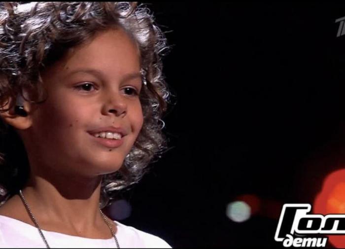 Юный певец Лев Соловьёв прошёл слепые прослушивания и попал в шоу 