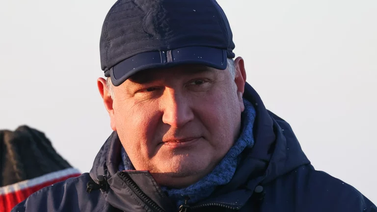 Раненого Рогозина доставят на лечение в Москву. Ему требуется сложная операция