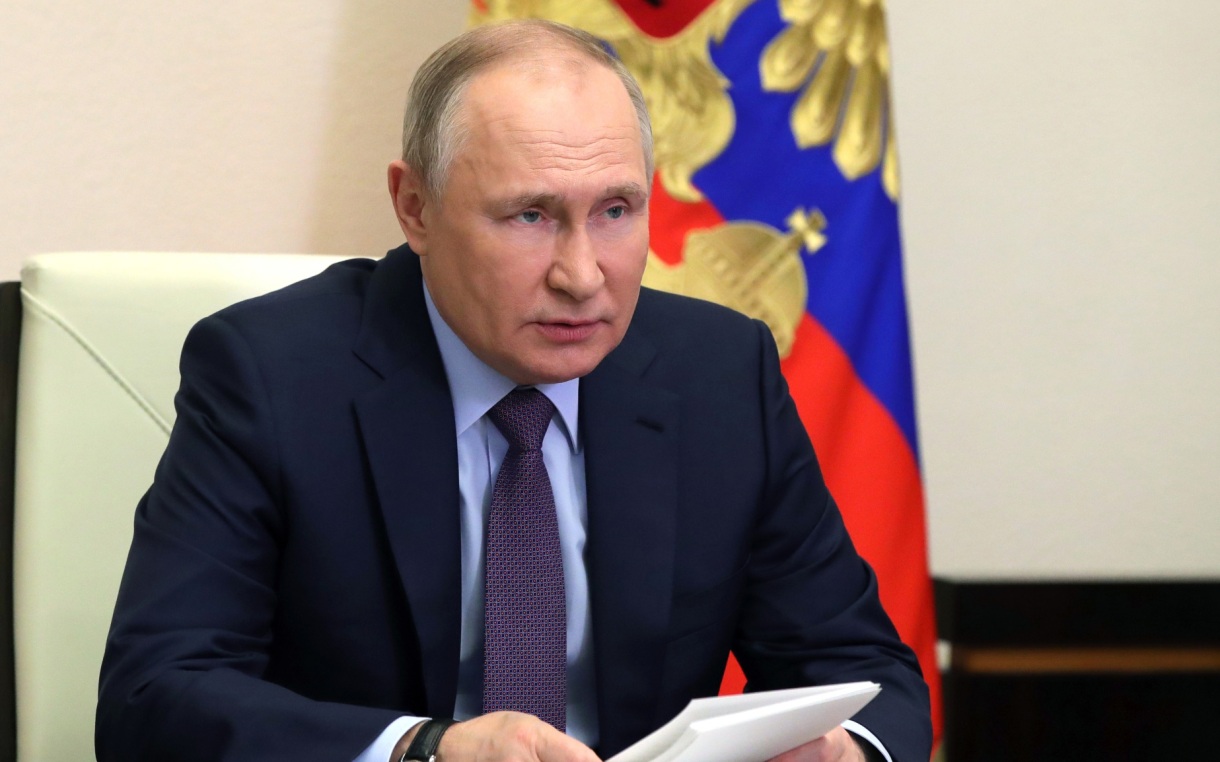 Путин предложил 40 россиянам войти в состав Общественной палаты