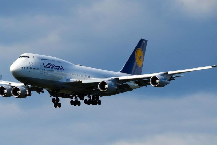 Lufthansa Boeing 747-430