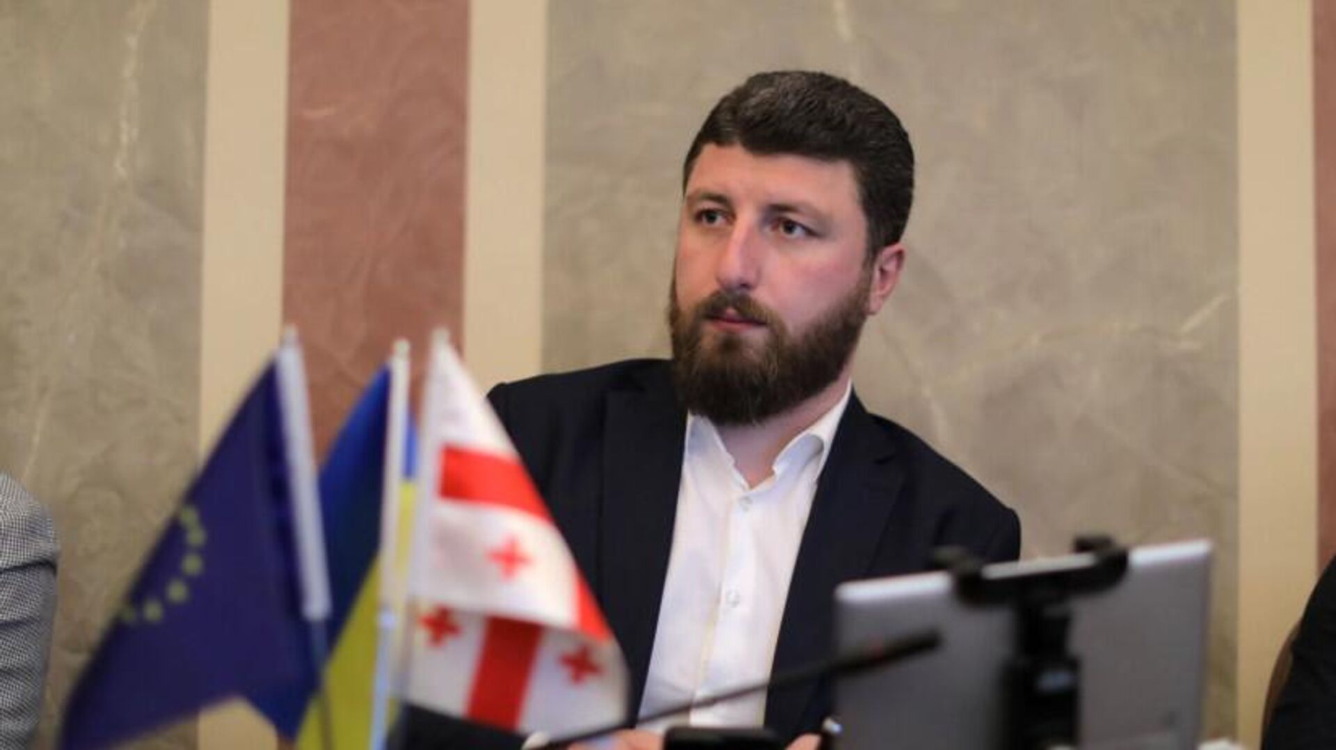 Председатель комитета парламента Грузии по юридическим вопросам Арчил Гордуладзе - Sputnik Грузия, 1920, 25.12.2025