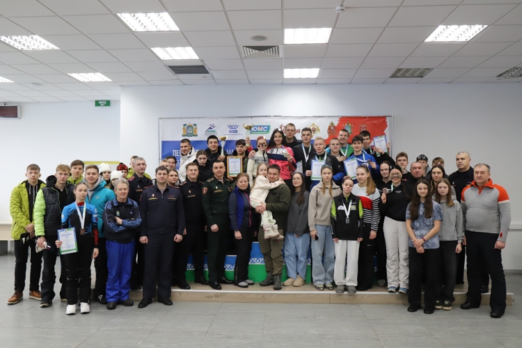 Первенство Югры по биатлону в память о сотруднике ОМОН «Стерх» торжественно завершилось в Ханты-Мансийске
