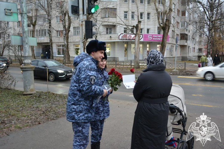 В Управлении Росгвардии по Республике Коми прошли мероприятия, посвященные Дню матери