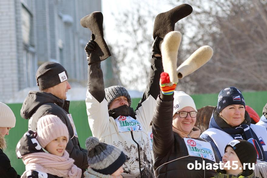 «ГТО на валенках»: в Кургане провели семейный фестиваль 