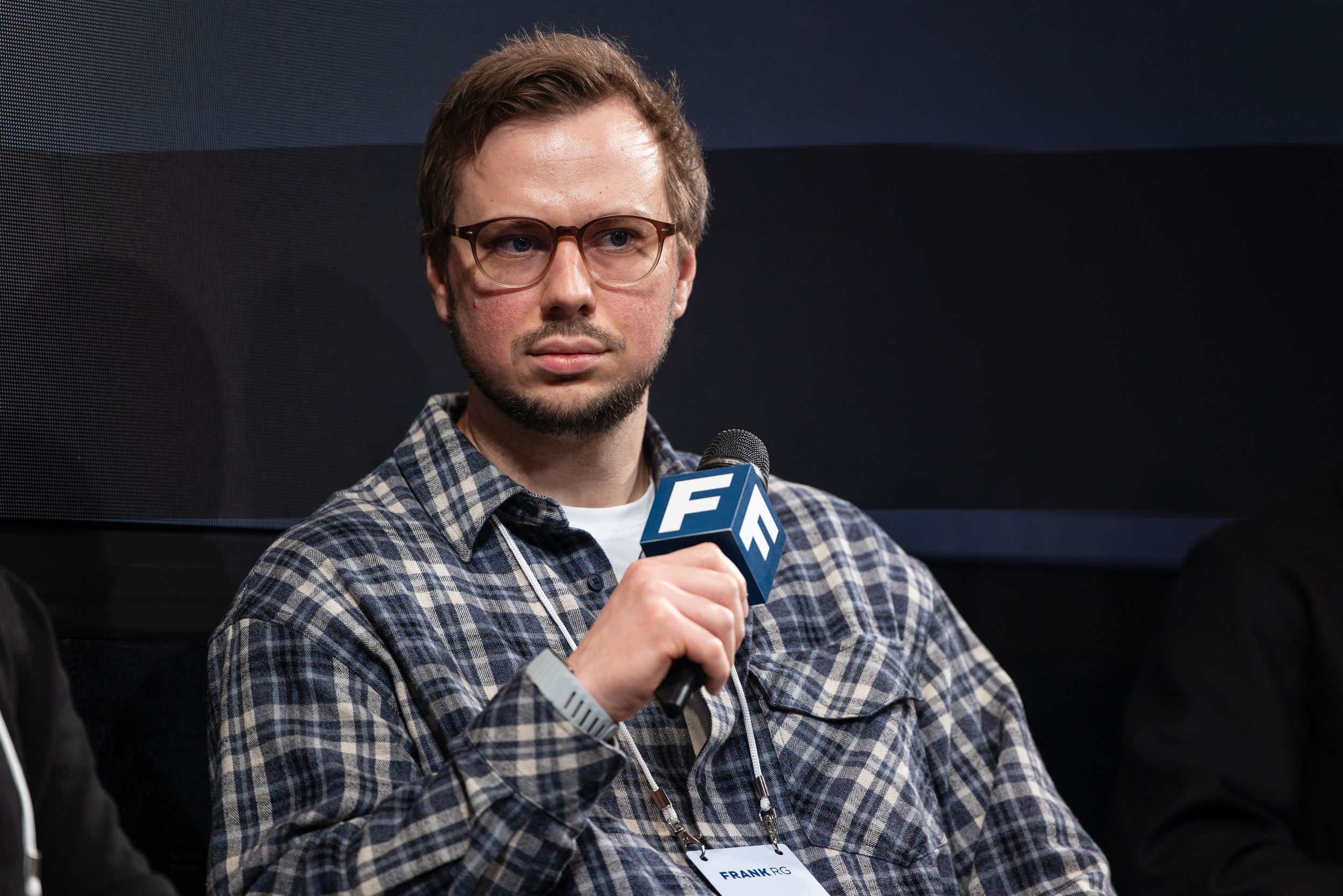 Frank RG: лояльность к банку формируют эмоции, вовлечение и эксклюзив