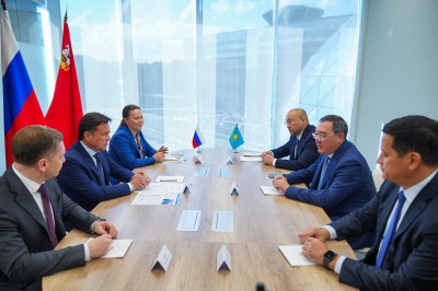 Андрей Воробьев встретился с Акимом Алматинской области Казахстана Маратом Султангазиевым