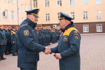 Торжественные мероприятия в честь Дня гражданской обороны России в Уральском институте ГПС МЧС России 