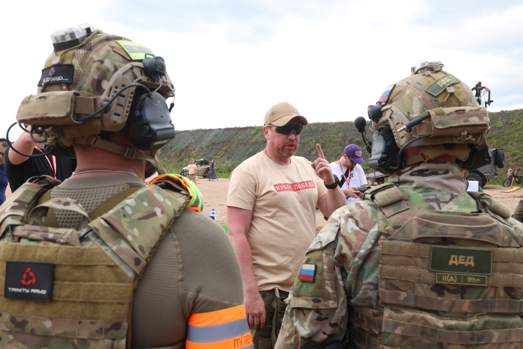 Губернатор и замминистра обороны РФ наградили победителей «Кубка Победы» по тактико-стрелковому многоборью