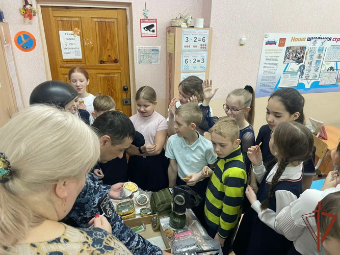 В Уральском округе Росгвардии состоялись мероприятия ко Дню памяти исполнявших служебный долг за пределами Отечества россиян