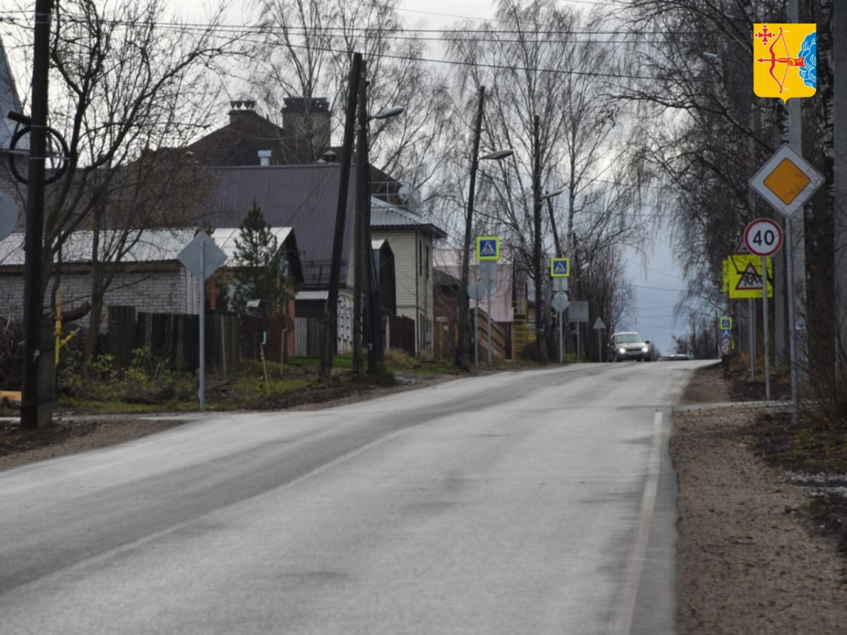 В Слободском заасфальтировали Екатерининскую улицу