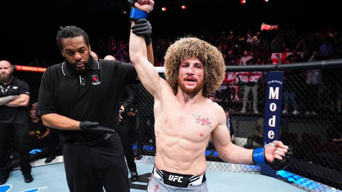 Мераб Двилишвили ответил на критику от Петра Яна после турнира UFC - фото