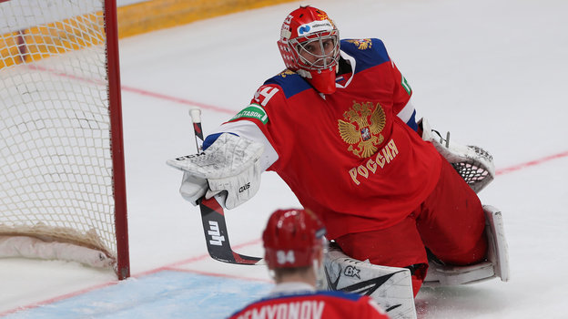 Хоккеист Никита Серебряков