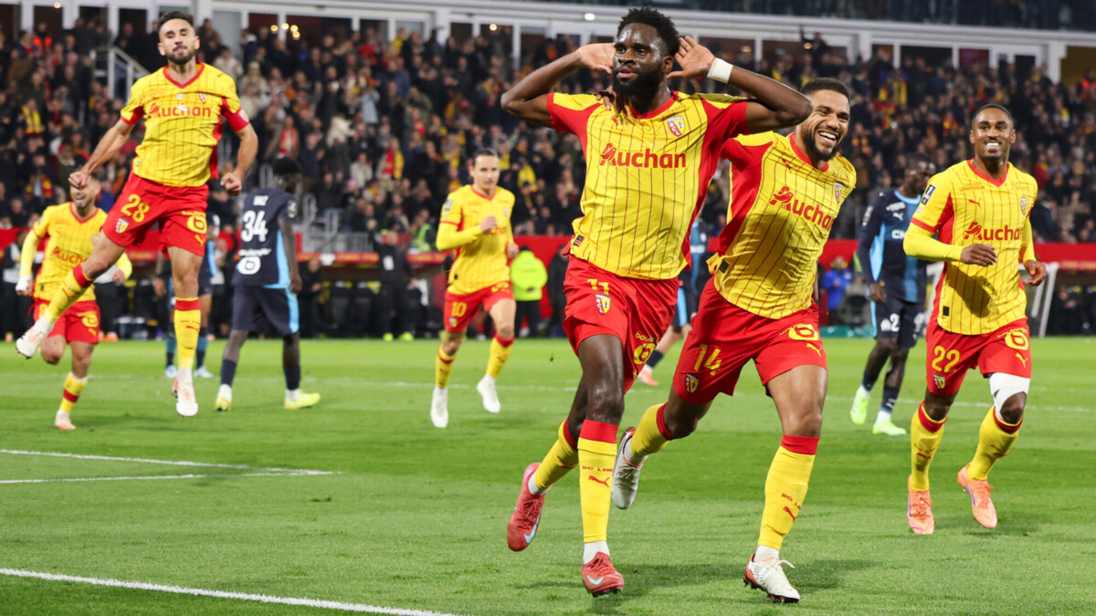 «Ланс» разгромил «Лорьян» в матче чемпионата Франции