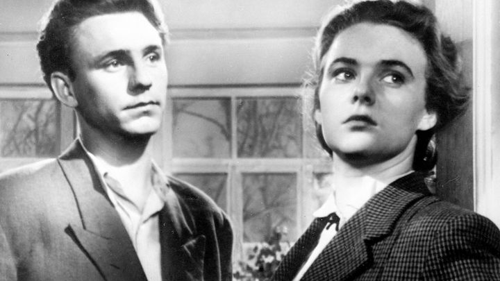 Весна на Заречной улице - шедевр с открытым финалом. Закрыли историю совсем в другом фильме