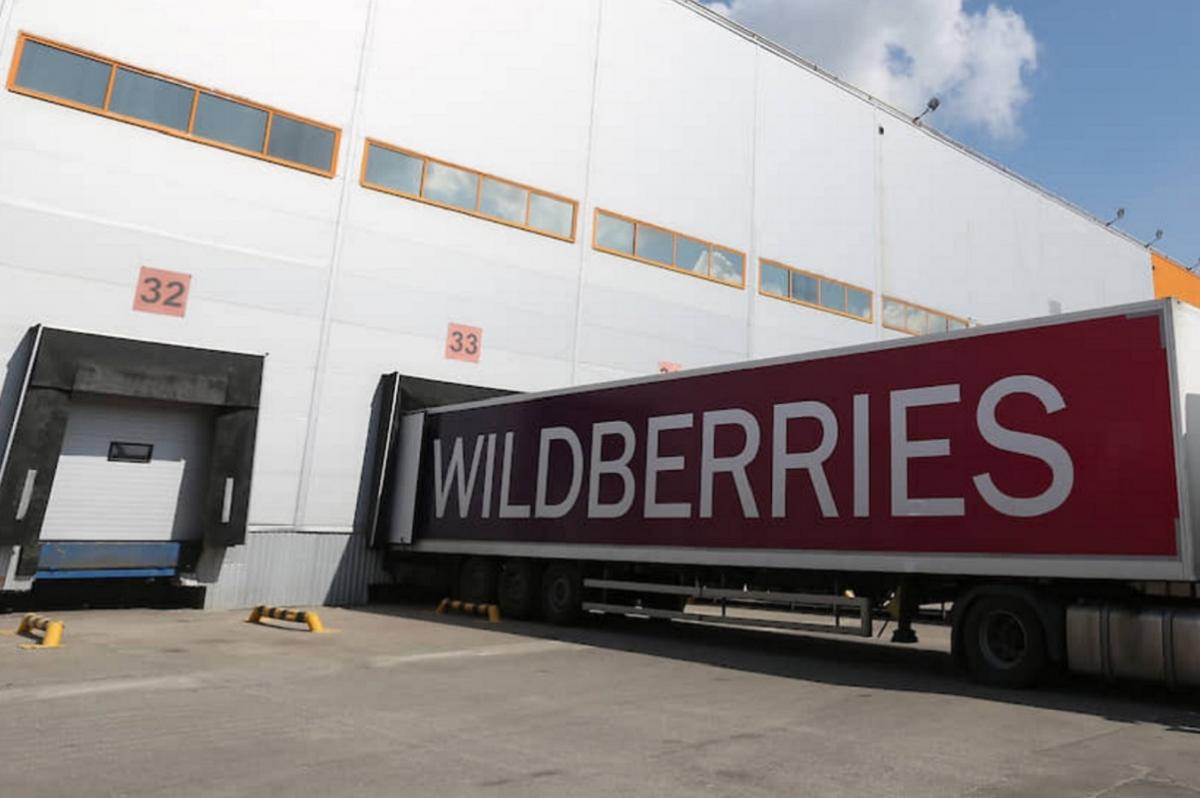 Рц вайлдберриз электросталь. Складской комплекс Wildberries Коледино. Wildberries фура. Склад Wildberries. Поставка на склад вайлдберриз.