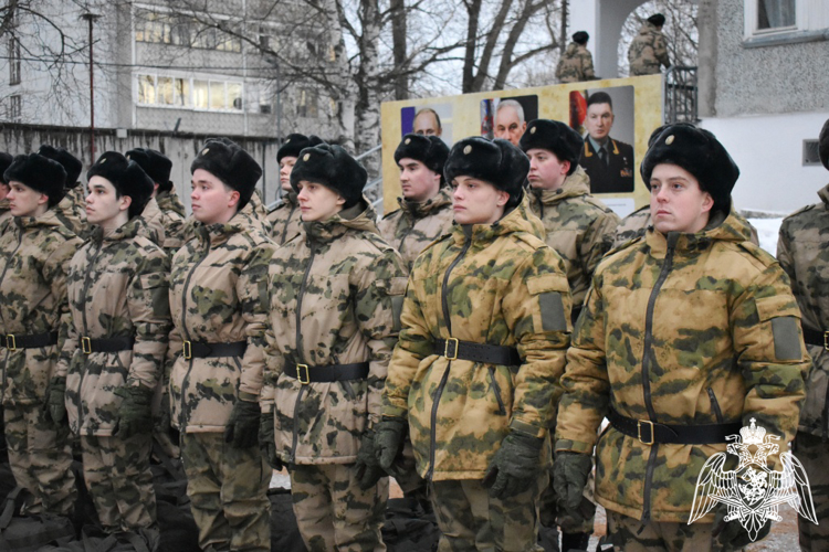 В Республике Коми более двухсот призывников отправились на службу в воинские части Росгвардии